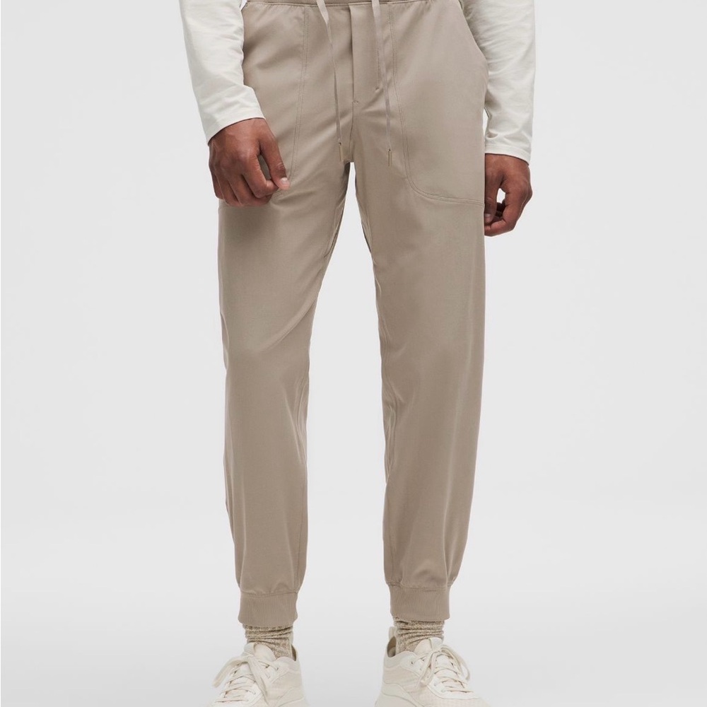 Lululemon ABC jogger in tan